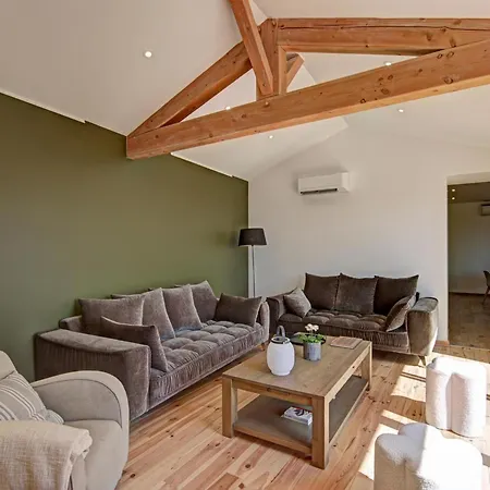 Country house De Charme Moderne, 5 Privees, Et Jardin *