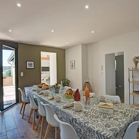 De Charme Moderne, 5 Privees, Et Jardin Country house